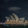 Die Lichter des Opernhauses von Sydney sind für die «Earth Hour» ausgeschaltet worden.