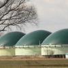 Nördlich von Mertingen liegt die Biogasanlage, die Teile des Ortes künftig mit Wärme versorgen soll. 