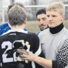 Maßgeblich am Punktgewinn des TSV Bobingen gegen den TSV Mindelheim beteiligt war der Bobinger Keeper Maik Thiel (rechts), der sein Tor sauber hielt.  