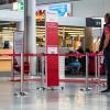Eine Buchung bei Air Berlin ist nach Ansicht eines Verbraucherschützers derzeit nicht zu empfehlen.