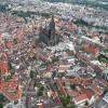 Hier ist Wohnraum begehrt: Blick auf das Ulmer Münster und den Münsterplatz sowie die Innenstadt. Bild: Ulrich Wagner