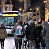 Die Spaziergänger behinderten massiv den Verkehr, insbesondere auch den Busverkehr, hier in der Neuen Mitte in Ulm.