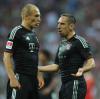 Arjen Robben und Franck Ribéry stehen gemeinsam im Kader des FC Bayern im Spiel beim Hamburger SV.