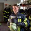 Helfen und Gemeinschaft erleben zu können, das motiviert Feuerwehrmann Andreas Baur von der Freiwilligen Feuerwehr Dettenhofen stets aufs Neue.