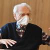 Günter Holz ist 95 Jahre alt. Er hat schon viel erlebt und überlebt.  Er ist überzeugt davon, Jammern bringt nichts. Man müsse sich gedulden.