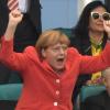 Spätestens beim 2:0 war die Begeisterung bei Bundeskanzlerin Angela Merkel deutlich zu sehen. 
