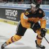 Als der Deutschland Cup in Augsburg Station machte, stürmte Panther-Profi Thomas Holzmann im Trikot mit dem Bundesadler auf der Brust. 	