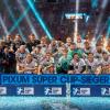Die Kieler feiern den Gewinn des Supercups.