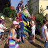 Direkt hinter dem Jugendzentrum entstand im Rahmen der Ferienbetreuung ein kleiner Abenteuerspielplatz. 