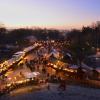 Weihnachtsmarktsidylle im Freilichtmuseum Skansen, das auf einer der zahlreichen Inseln Stockholms liegt.