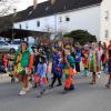 Das Ende der fünften Jahreszeit bildet im Landkreis Günzburg der Gaudiwurm im Altort Jettingen. Ausgelassen feierten die Narren bei bestem Wetter den Saison-Endspurt.