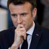Emmanuel Macron, Präsident von Frankreich,  musste eine schwere politische Schlappe hinnehmen. 