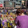Lakers-Fans gedenken Kobe Bryant und Tochter Gianna.
