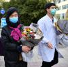 In China dürften die ersten Patienten, die vom Coronavirus genesen sind, die Krankenhäuser verlassen. 	