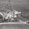 Das Luftbild von 1957 zeigt die Wennenmühle bei Alerheim. Hier wird seit 1909 auch elektrischer Strom erzeugt. 	