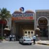 Am Strand des Sunny Days "El Palacio" Hotel in Hurghada, Ägypten, ereignete sich der Messerangriff. Der Attentäter kam schwimmend mit einem Messer an den Strand und begann Urlauber zu attackieren.