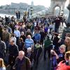 Zehntausende protestierten jüngst in Budapest gegen das neue Hochschulgesetz.  	