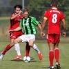 Die Meringer Fußballer – hier Bajram Gocevic (links) und Stefan Wiedemann – hoffen darauf, dass gegen Oberweikertshofen endlich der Knoten platzt. 