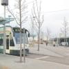 Immer wieder Quell des Ärgers: An der Endhaltestelle in Augsburg-Oberhausen müssen die Fahrgäste von der Straßenbahn auf den Bus und umgekehrt umsteigen. 