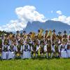 Die Musikkapelle Lengstein spielt auf dem Kartoffelfest in Langenhaslach.