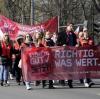 In Augsburg nahmen 150 Erzieher an einer Demo teil.