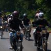 Ihre Liebe zu alten Zündapp-Motorrädern eint 250 Fahrer, die sich jetzt in Dasing zum Austausch und einer Rundfahrt trafen. 