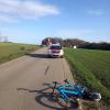 Schwerer Unfall mit Radfahrer zwischen Pflaumdorf und Greifenberg.