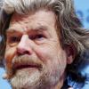 Prominenz im Edwin-Scharff-Haus: Reinhold Messner, 1944 in Südtirol geboren, schrieb vier Dutzend Bücher. Ihm gelangen viele Erstbegehungen und die Besteigung aller 14 Achttausender. 