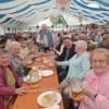 Senioren und Menschen mit Behinderung waren bisher auf dem Stadtfest Stadtbergen zum Essen eingeladen. Künftig kostet das fünf Euro.