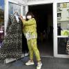 Renate Diebold, die im Citycenter ein Modegeschäft betreibt, hat schnell reagiert und ist mit ihrer „Boutique Klamotte“ in einen Übergangsladen in der Augsburger Straße umgesiedelt.