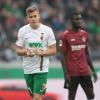 Ob Alfred Finnbogason gegen Frankfurt spielen kann, ist ungewiss. Der FCA-Stürmer hat muskuläre Probleme im Adduktorenbereich.