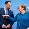 Kanzlerin Angela Merkel zeigt in der Corona-Pandemie auch Gesundheitsminister Jens Spahn, wo es langgeht.