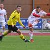 Burhan Bytyqi (rechts) und der SV Mering gewannen gegen den TSV Ottobeuren und sind seit elf Spielen ungeschlagen.