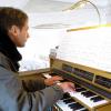 Organist Thomas Weber gab auch gleich eine Kostprobe der neuen Orgel. 