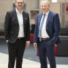 Vorstandsvorsitzender Martin Jenewein (links) und Vorstand Wolfgang Winter haben die Bilanz der Sparkasse Dillingen-Nördlingen für das Geschäftsjahr 2022 vorgelegt.
