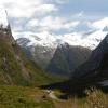 Der Milford Sound im Fiordland National Park: Die Polizei hat in der neuseeländischen Bergregion die Leiche einer Frau gefunden. 