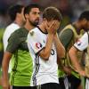 Nach dem verlorenen Halbfinale in Marseille schauten die deutschen Nationalspieler bedröppelt drein. Für einen Polizisten hatte das Match bei der EM jetzt ein Nachspiel. 