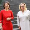 Bundesaußenministerin Annalena Baerbock (l., Grüne) und Bundesentwicklungsministerin Svenja Schulze (SPD) haben Leitlinien für eine feministische Außenpolitik entwickelt.