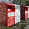 So sehen sie aus, die Altkleidercontainer des Roten Kreuzes. Das Archivfoto zeigt die Behälter in der Max-Friesenegger-Straße in Landsberg. 	