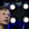 Tesla-Chef und Multimilliardär Elon Musk will Twitter nun wohl doch übernehmen.