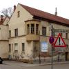 An der 1890 errichteten Parseval-Halle an der Ecke Ottostraße/Heinrich-von-Buz-Straße ist der Umbau zum Studenten-Wohnheim im Gange.