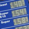 Damit man nicht erst zur Tankstelle fahren muss, um den Benzinpreis zu erfahren, richtet der Bund eine Online-Abfrage-Möglichkeit ein.