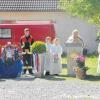 Pfarrer Johannes Kuen segnete die neue Tragkraftspritze der Freiwilligen Feuerwehr Oberwiesenbach. 