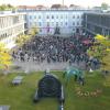 Die neuen Studierenden der Technischen Hochschule Augsburg wurden auf dem Campus am Roten Tor offiziell begrüßt.  