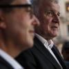 Horst Seehofer (rechts) Anfang Juli zusammen mit Alexander Dobrindt in Berlin.