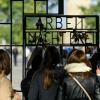 Besucher und Besucherinnen der Gedenkstätte und Museum Sachsenhausen.