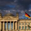 Der Wähler entscheidet, welche Politiker in Zukunft im Reichstag sitzen. Doch Experten warnen davor, dass der Wahlkampf manipuliert werden könnte. 