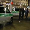 Polizeieinsatz nach der tödlichen Attacke auf einen 49-jährigen Mann am Königsplatz: Der Kö gilt als Kriminalitätsschwerpunkt, deshalb gibt es seit gut einem Jahr auch eine Videoüberwachung.