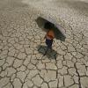 Dürren gibt es etwa in Asien oder Afrika schon jetzt oft. Sie werden in Zukunft noch häufiger und schlimmer auftreten. Wissenschaftler warnen vor "unsäglichem menschlichem Leid".