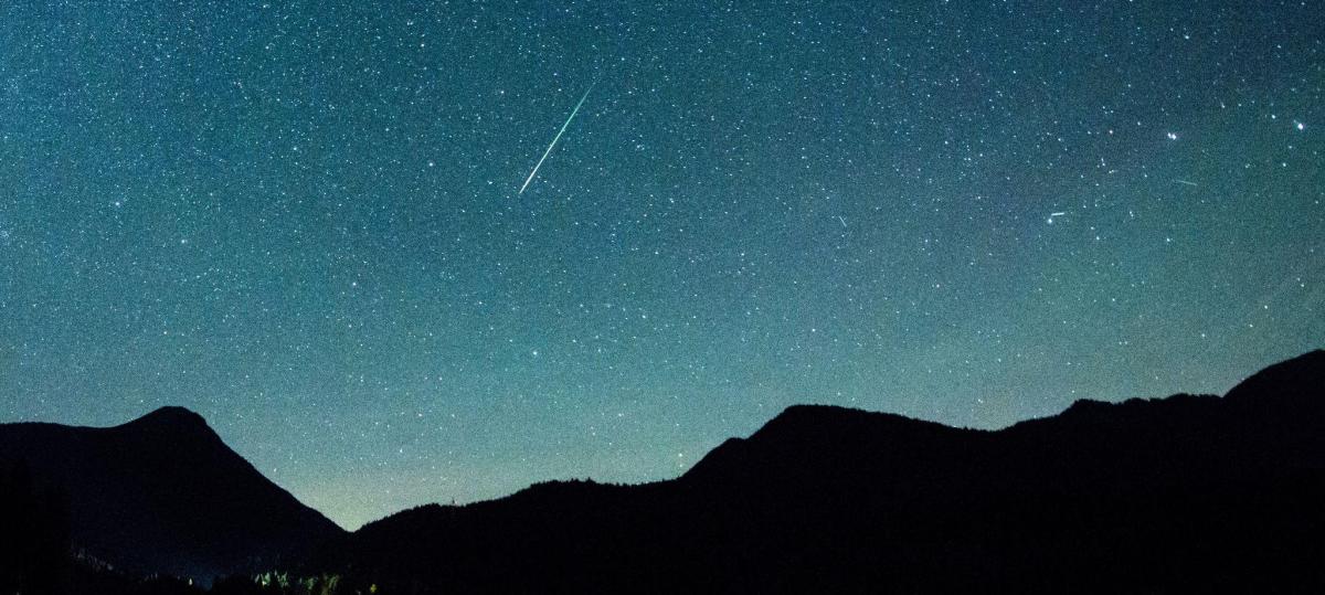 Sichtbarkeit und Höhepunkt der Geminiden 2026: Wann, wo und wie kann man die Sternschnuppen sehen?